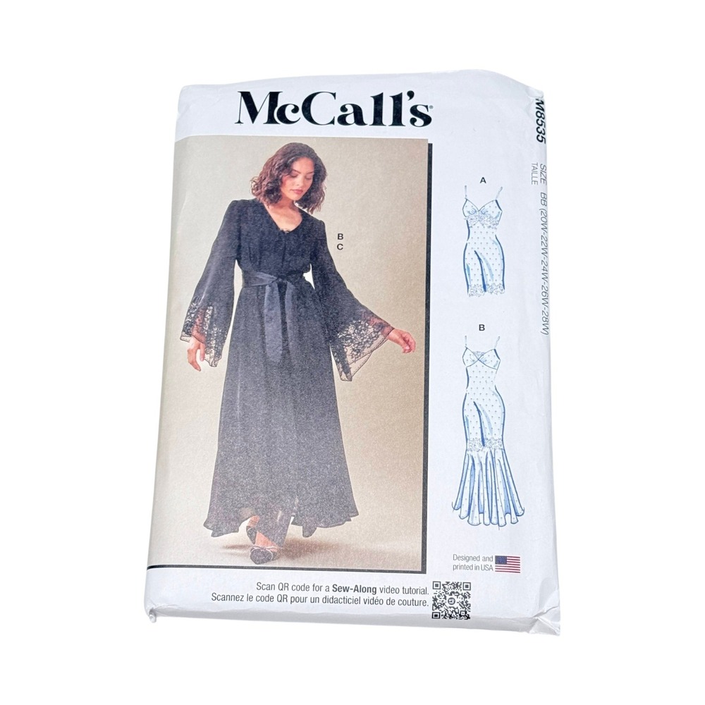 McCalls M8535 Sewing Pattern Nightgown and Robe Size 20W-28W Plus Size New Uncut